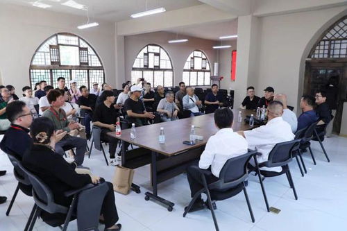 點墨鑿刻頌延安——木刻版畫在弘揚革命精神中的作用與美術輔導服務